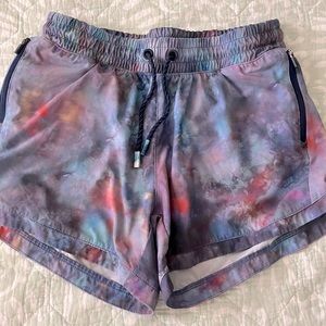 Athleta Girl shorts, size 16. Great shape. 😎